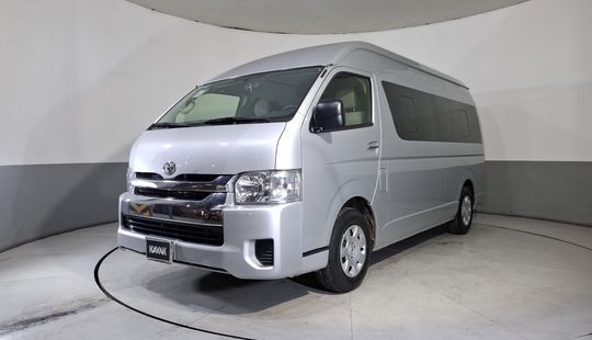 Toyota • Hiace