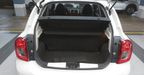 Nissan March 1.0 SV Hatchback 2016