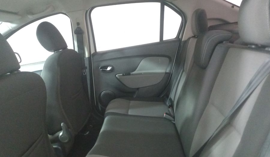Renault Logan 1.6 DYNAMIQUE MT Sedan 2015