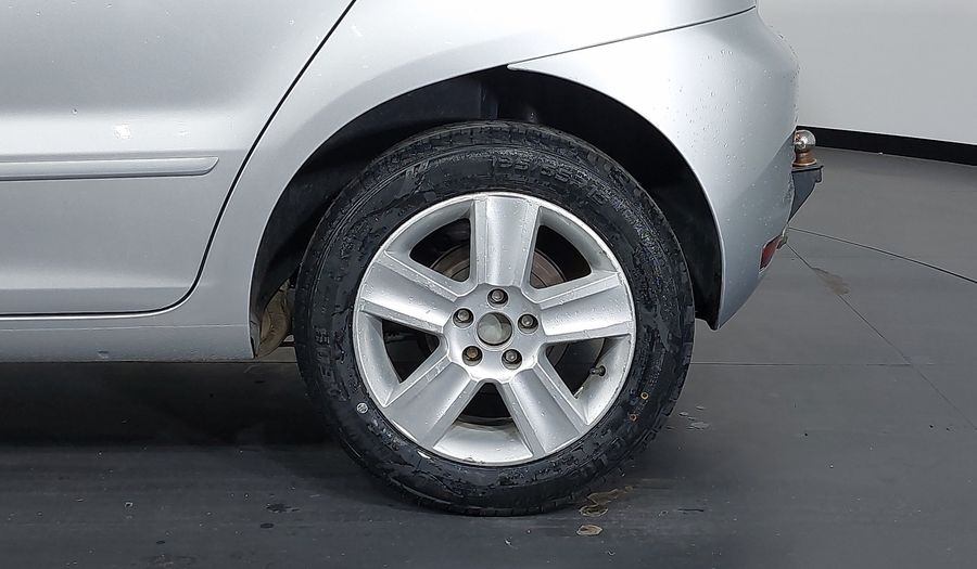 Volkswagen Fox 1.6 VHT TOTAL FLEX I-MOTION Hatchback 2013