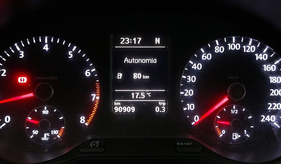 Volkswagen Fox 1.6 VHT TOTAL FLEX I-MOTION Hatchback 2013