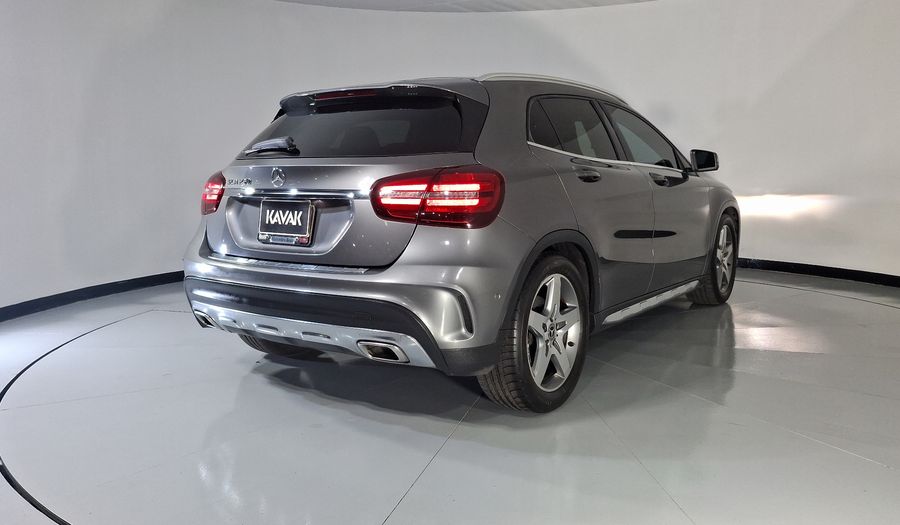 Mercedes Benz Clase Gla 2.0 GLA 250 SPORT DCT Suv 2020