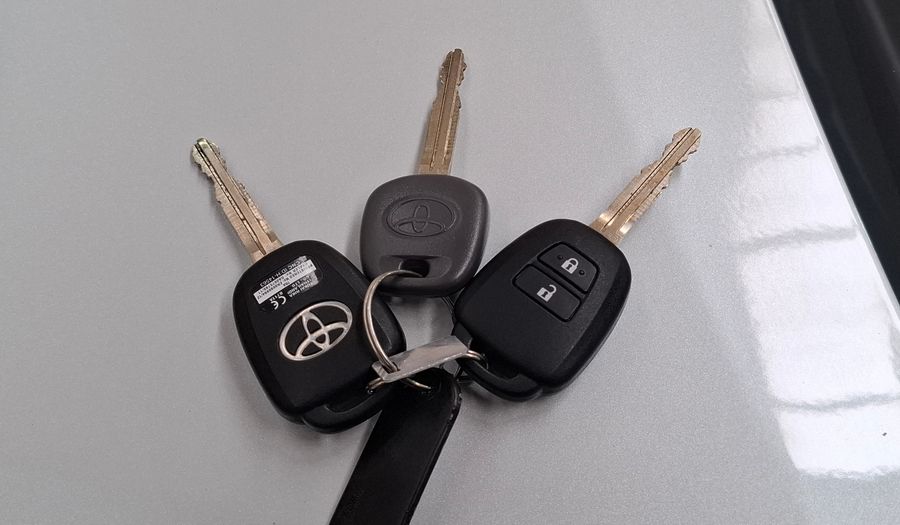 Toyota Yaris 1.5 XLS Hatchback 2024