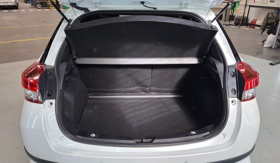 Toyota Yaris 1.5 XLS Hatchback 2024
