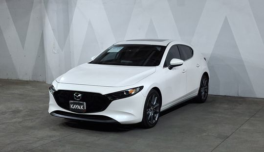 Mazda • Mazda 3