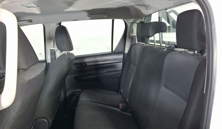 Toyota Hilux 2.7 DOBLE CABINA SR (D-CAB MID) Pickup 2020