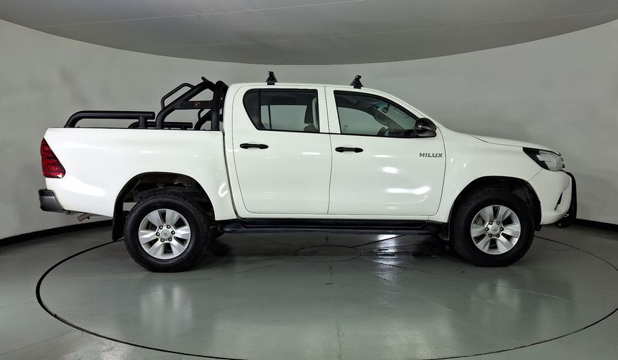 Toyota Hilux 2.7 DOBLE CABINA SR (D-CAB MID) Pickup 2020