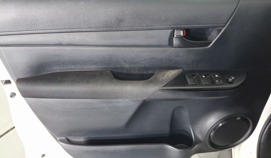 Toyota Hilux 2.7 DOBLE CABINA SR (D-CAB MID) Pickup 2020