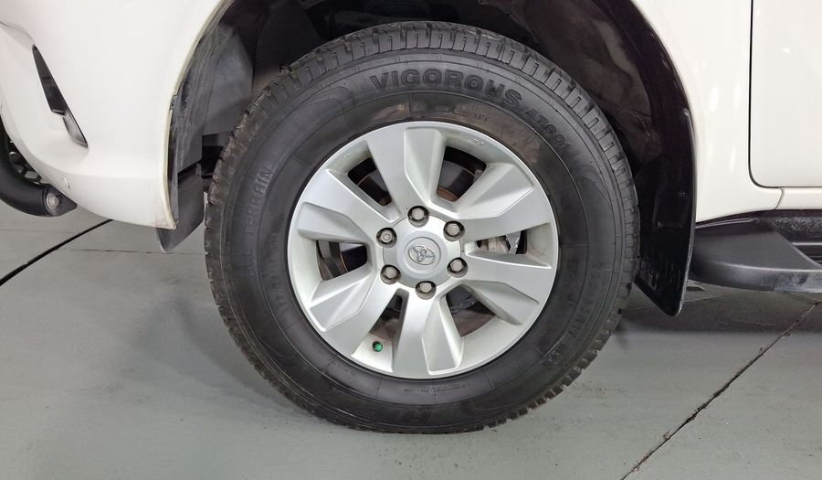 Toyota Hilux 2.7 DOBLE CABINA SR (D-CAB MID) Pickup 2020