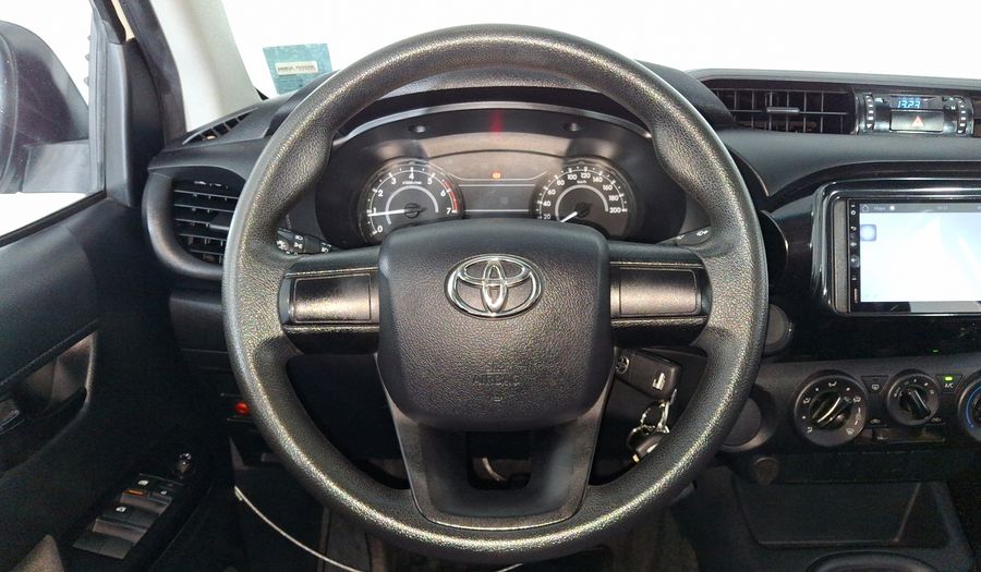 Toyota Hilux 2.7 DOBLE CABINA SR (D-CAB MID) Pickup 2020