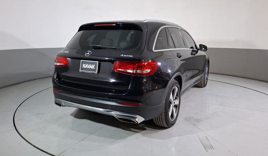 Mercedes Benz Clase Glc 2.0 GLC 300 OFF-ROAD 4WD AT Suv 2016