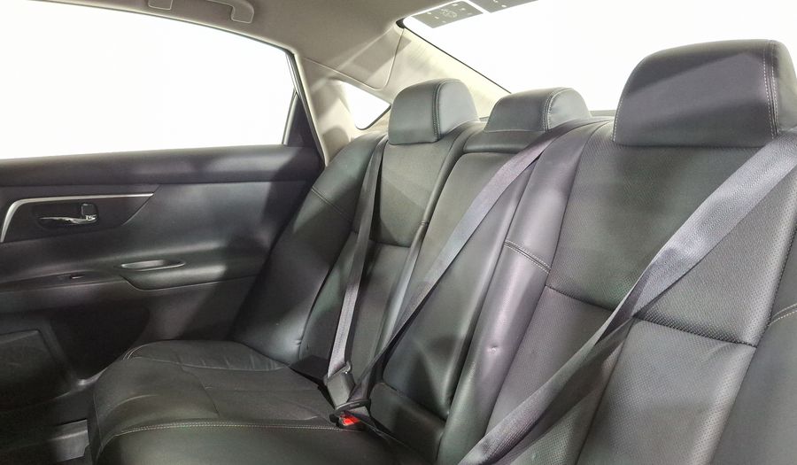 Nissan Altima 2.5 ADVANCE CVT Sedan 2017