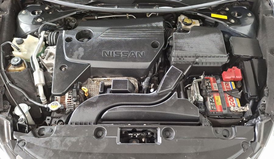 Nissan Altima 2.5 ADVANCE CVT Sedan 2017