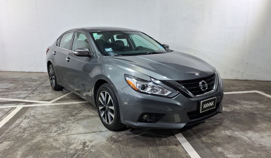Nissan Altima 2.5 ADVANCE CVT Sedan 2017