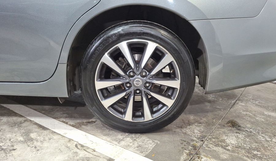 Nissan Altima 2.5 ADVANCE CVT Sedan 2017
