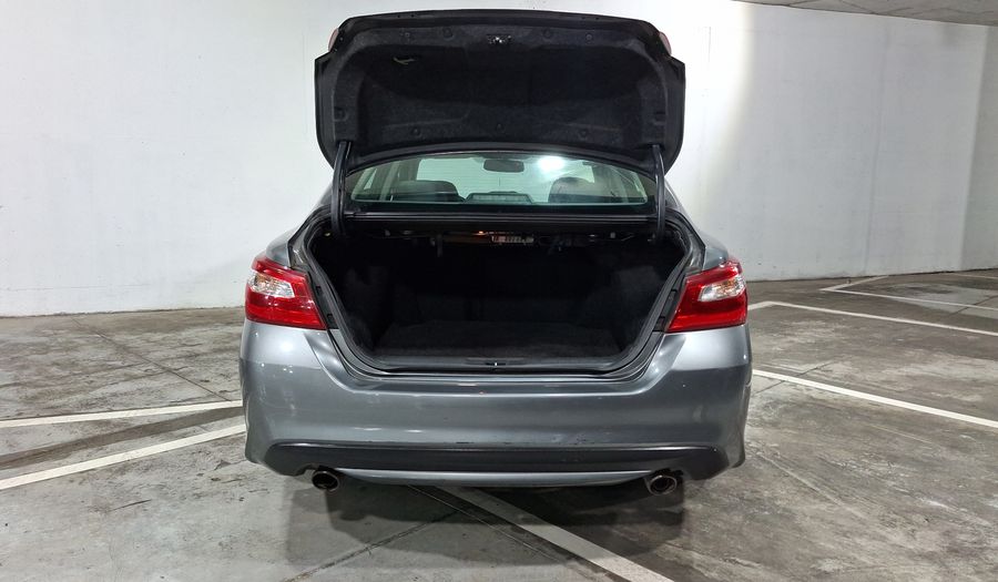 Nissan Altima 2.5 ADVANCE CVT Sedan 2017
