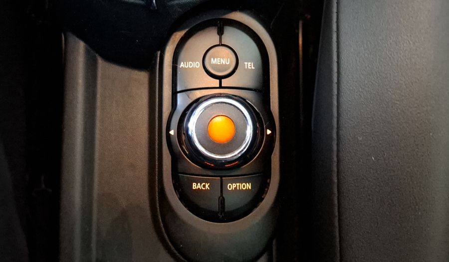 Mini Cooper 1.5 COOPER CHILI AT Hatchback 2017