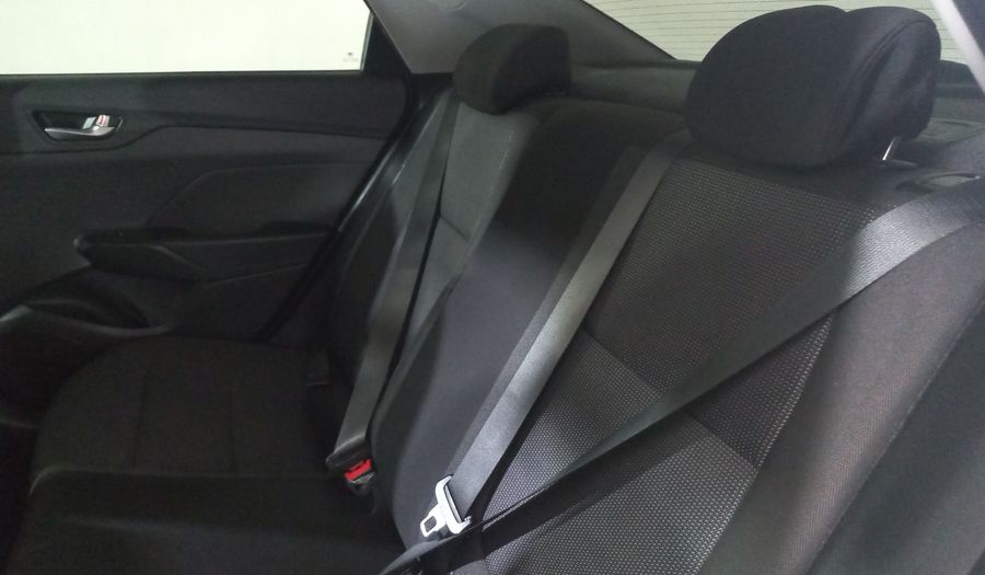 Hyundai Accent 1.6 GL MID Sedan 2022