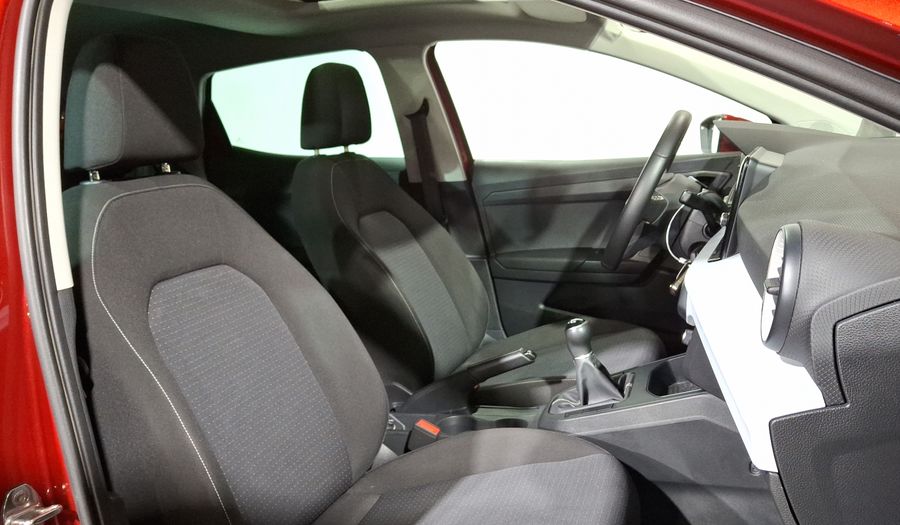 Seat Ibiza 1.6 STYLE Hatchback 2024