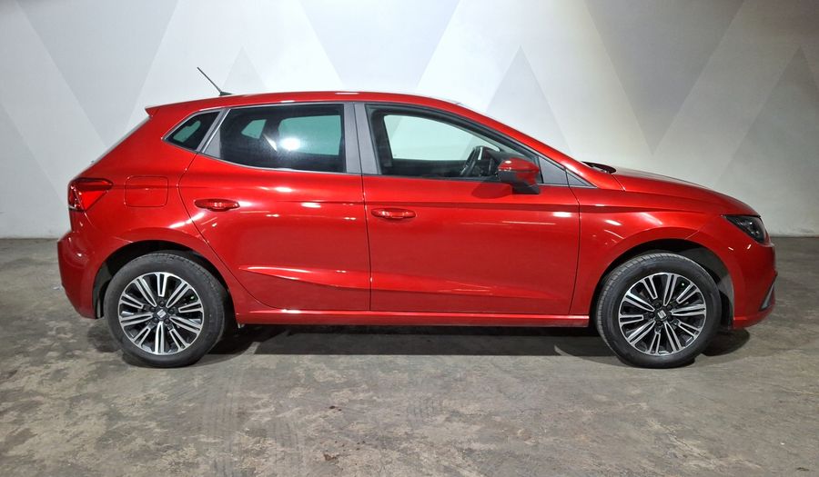 Seat Ibiza 1.6 STYLE Hatchback 2024