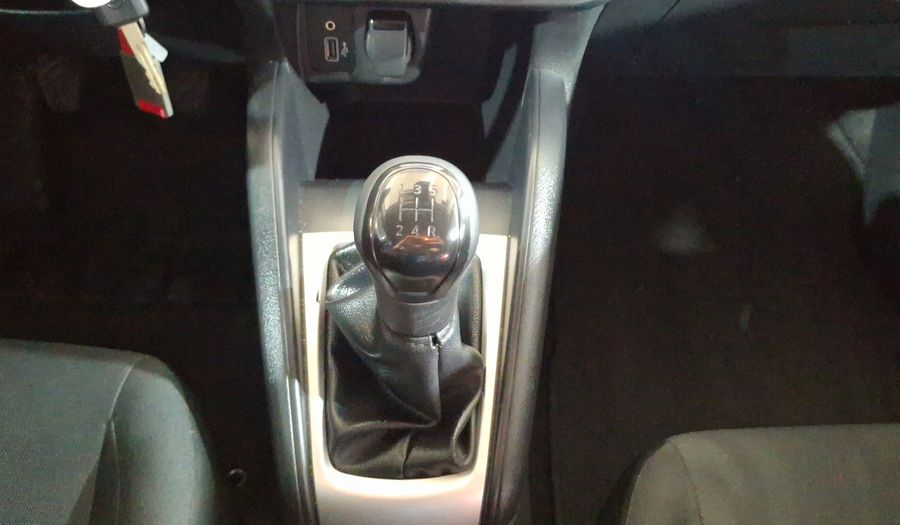 Nissan Versa 1.6 SENSE Sedan 2023