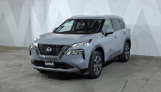 Nissan • X-Trail