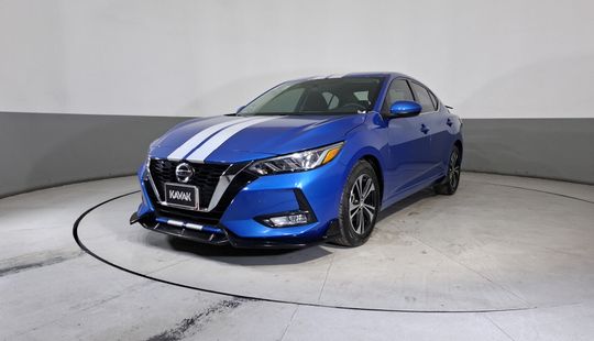Nissan • Sentra
