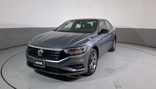 Volkswagen • Jetta