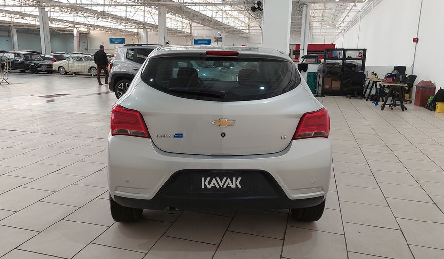 Chevrolet Onix 1.4 SPE/4 ECO LT AUTO Hatchback 2018