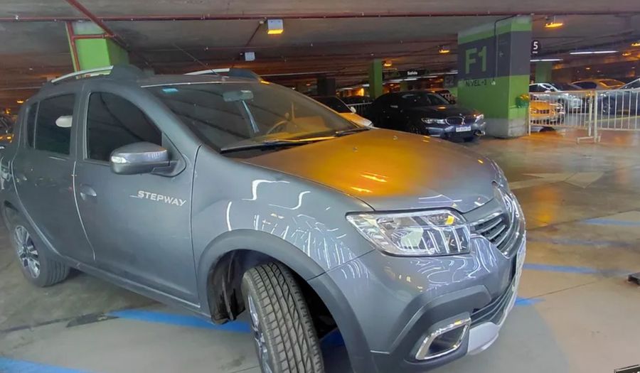 Renault Sandero Stepway 1.6 INTENS CVT Hatchback 2024