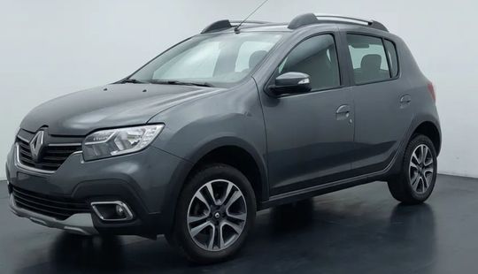 Renault • Sandero Stepway