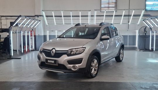 Renault • Sandero Stepway