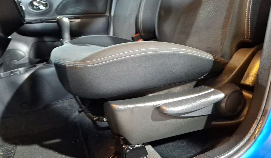 Nissan March 1.6 EXCLUSIVE Hatchback 2024