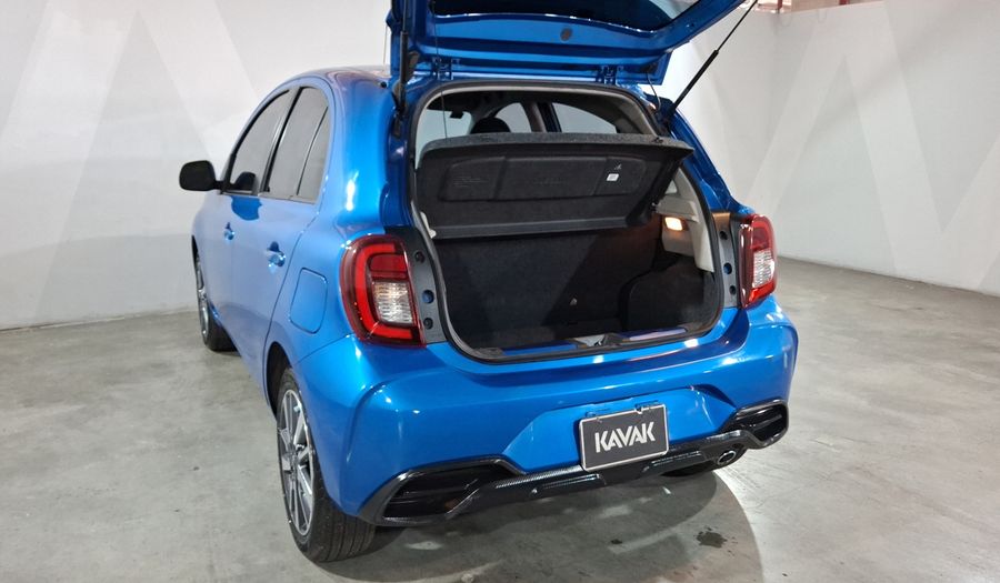 Nissan March 1.6 EXCLUSIVE Hatchback 2024