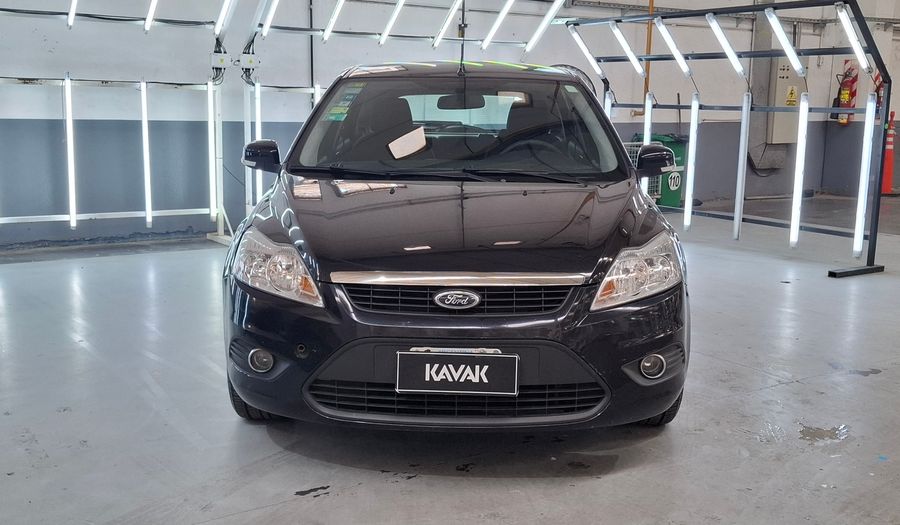 Ford Focus Ii 1.6 TREND Hatchback 2012