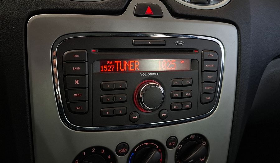 Ford Focus Ii 1.6 TREND Hatchback 2012