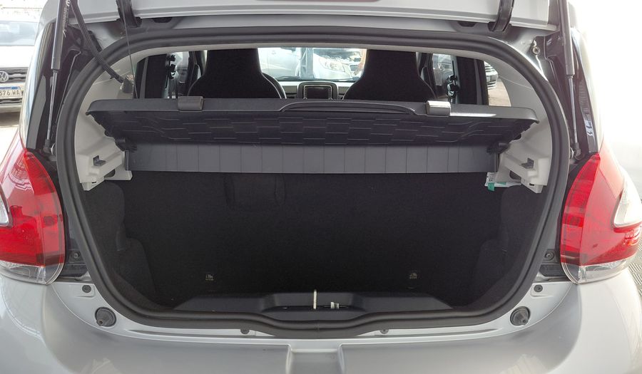 Fiat Mobi 1.0 EASY Hatchback 2020