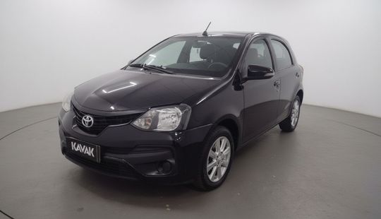 Toyota • Etios