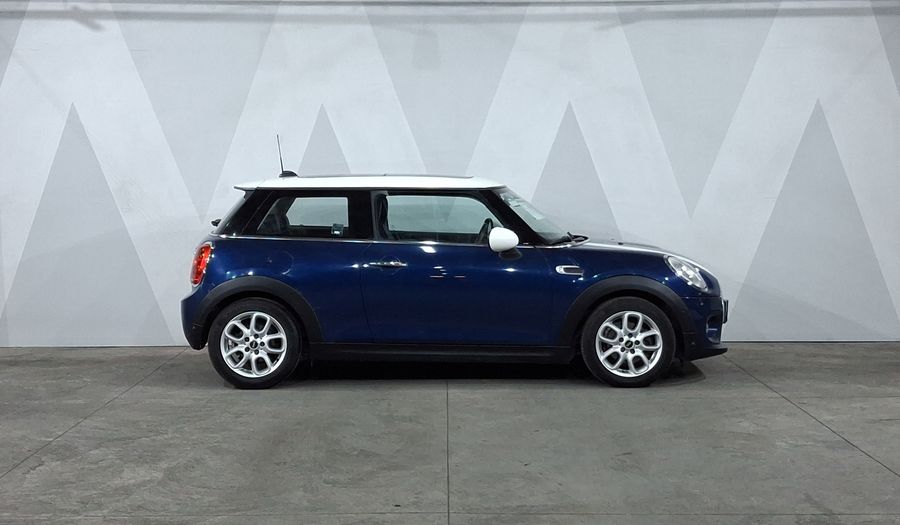 Mini Cooper 1.5 COOPER PEPPER Hatchback 2015