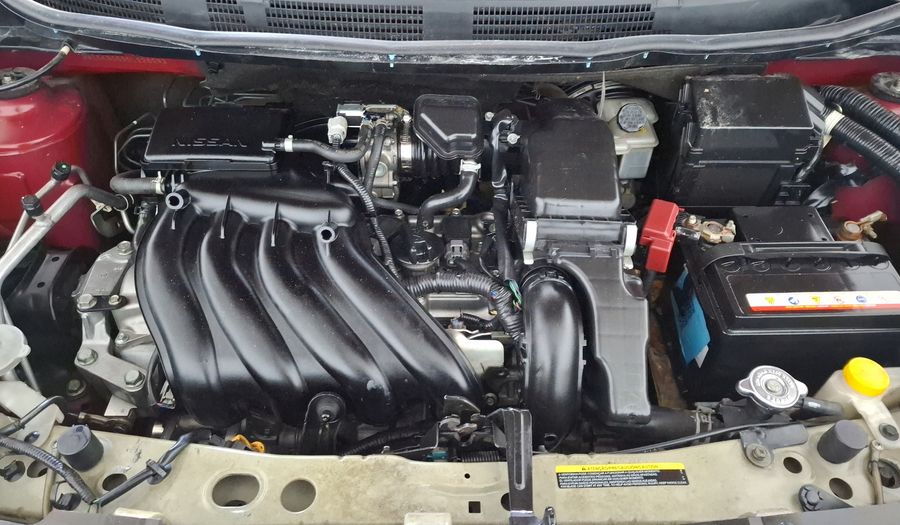 Nissan March 1.6 ADVANCE MT Hatchback 2013