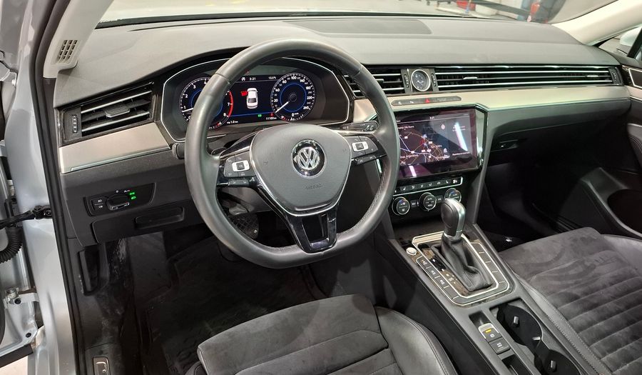Volkswagen Passat 2.0 TSI DSG HIGHLINE Sedan 2018