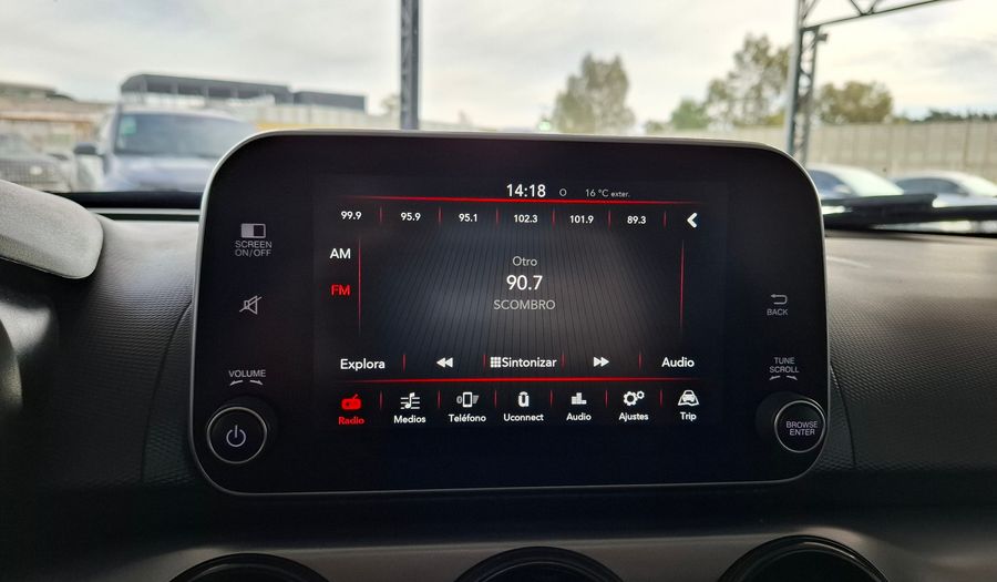 Fiat Cronos 1.3 DRIVE PACK CONECTIVIDAD Sedan 2020