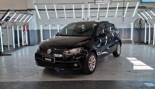 Volkswagen • Gol Trend