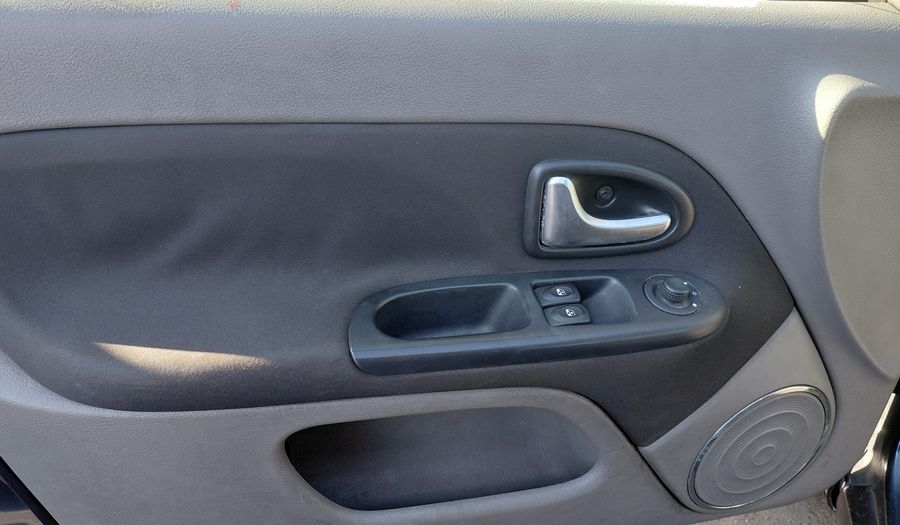 Renault Symbol 1.6 EXPRESSION PACK II Sedan 2013