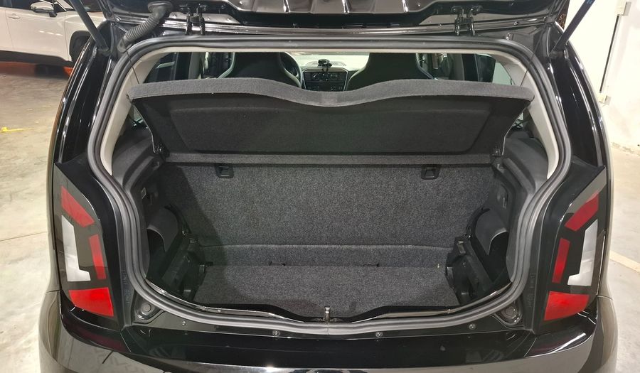 Volkswagen Up 1.0 MOVE UP Hatchback 2017