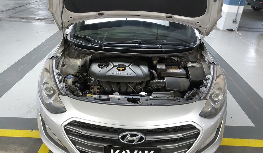 Hyundai I30 1.8 16V MPI AUTO BASICO+TETO Hatchback 2016