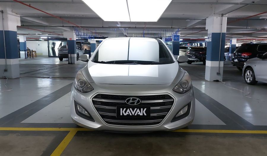 Hyundai I30 1.8 16V MPI AUTO BASICO+TETO Hatchback 2016