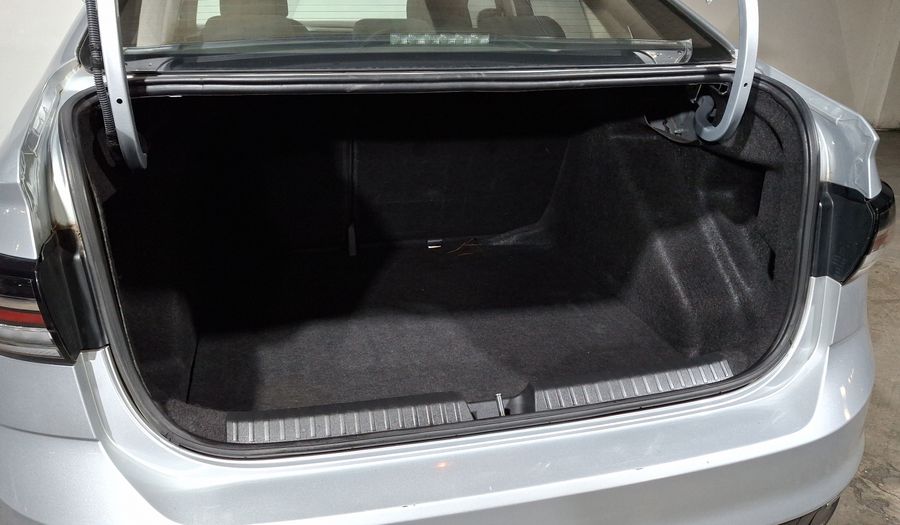 Volkswagen Virtus 1.6 COMFORTLINE AUTO Sedan 2023