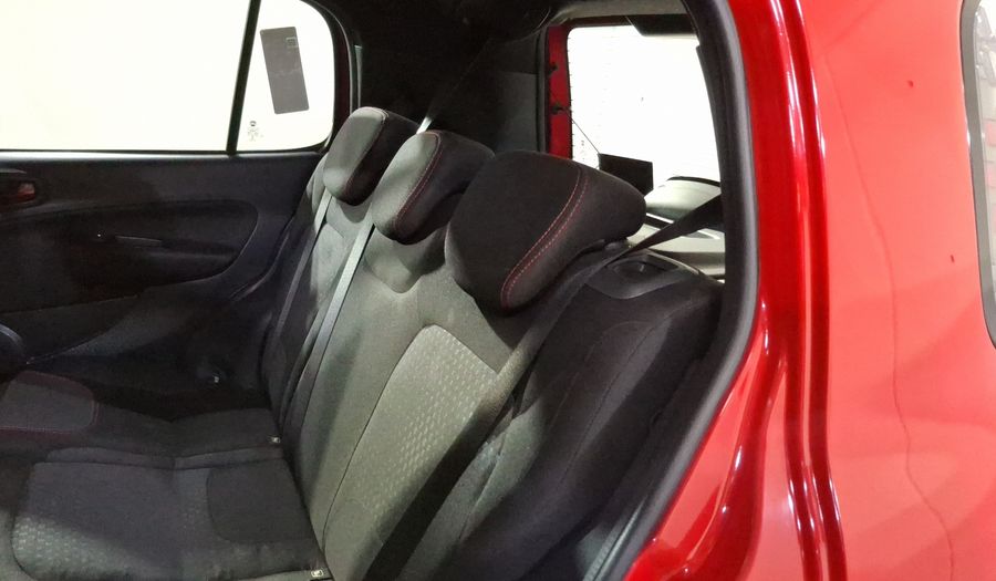 Fiat Uno 1.4 SPORTING PANTALLA Hatchback 2020