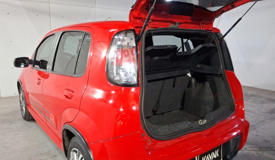 Fiat Uno 1.4 SPORTING PANTALLA Hatchback 2020